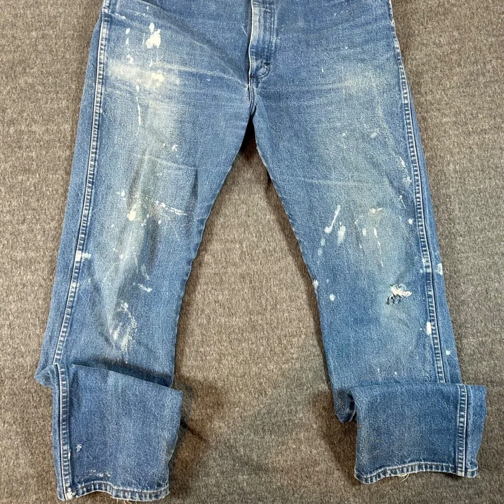 VTG Wrangler Cowboy Cut Mens‎ Jeans 38x33 Fit 38x31 Distressed Paint Splat 80s